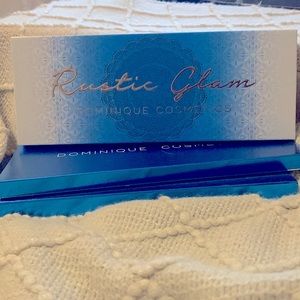 Dominique cosmetics-  Rustic glam palette
